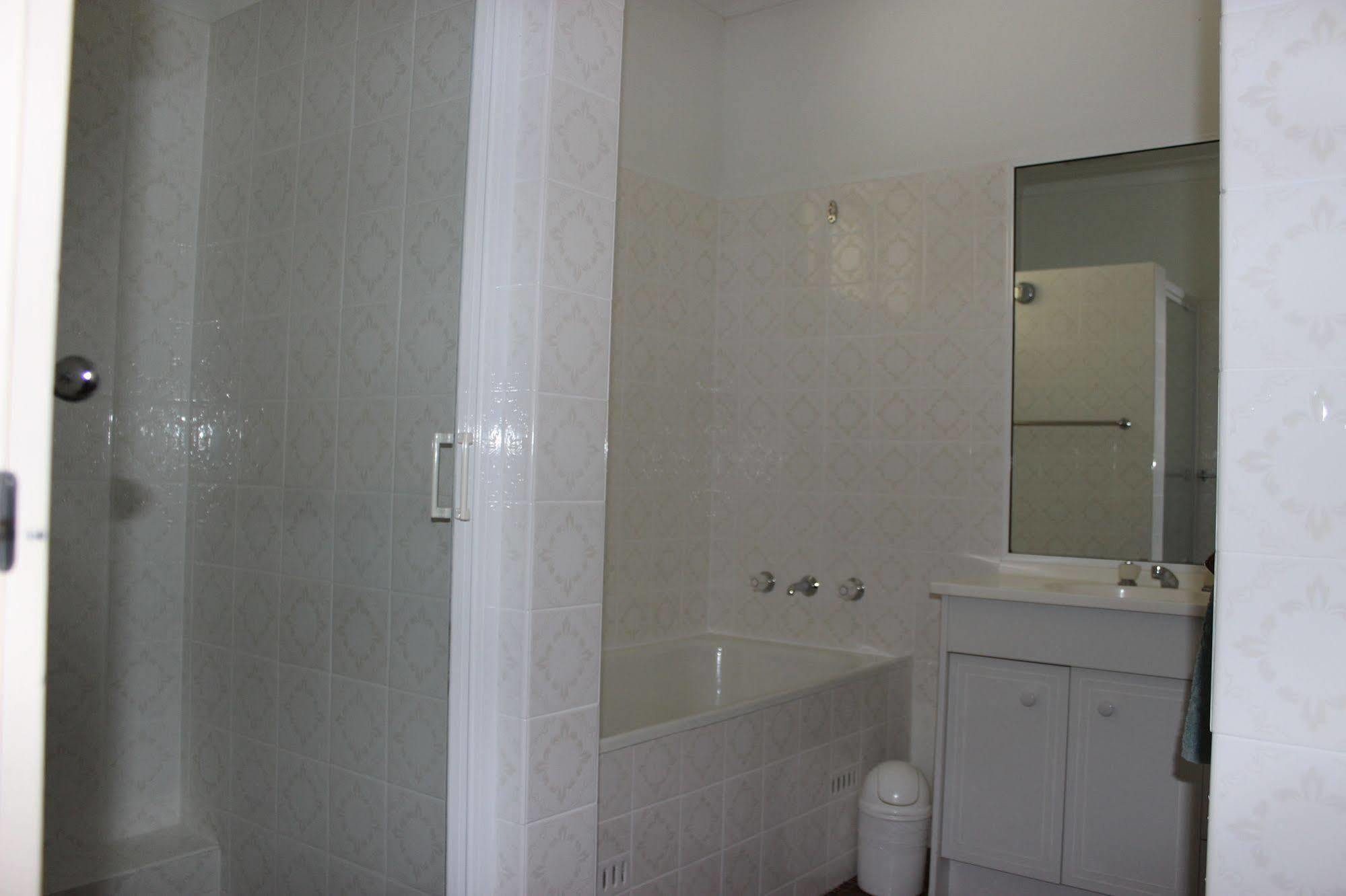 Motel Harriet House Tumut Esterno foto